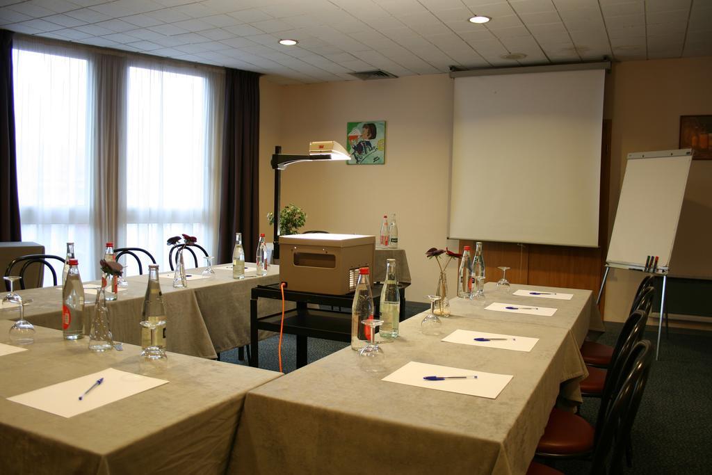 The Originals City, Hotel Le Forum, Strasbourg Nord 쉴티그하임 시설 사진